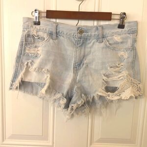 Hollister short short high-rise destroyed five pocket booty shorts